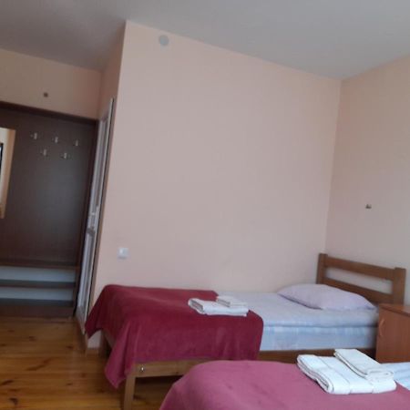 Kera Guest House Kazbegi Bagian luar foto